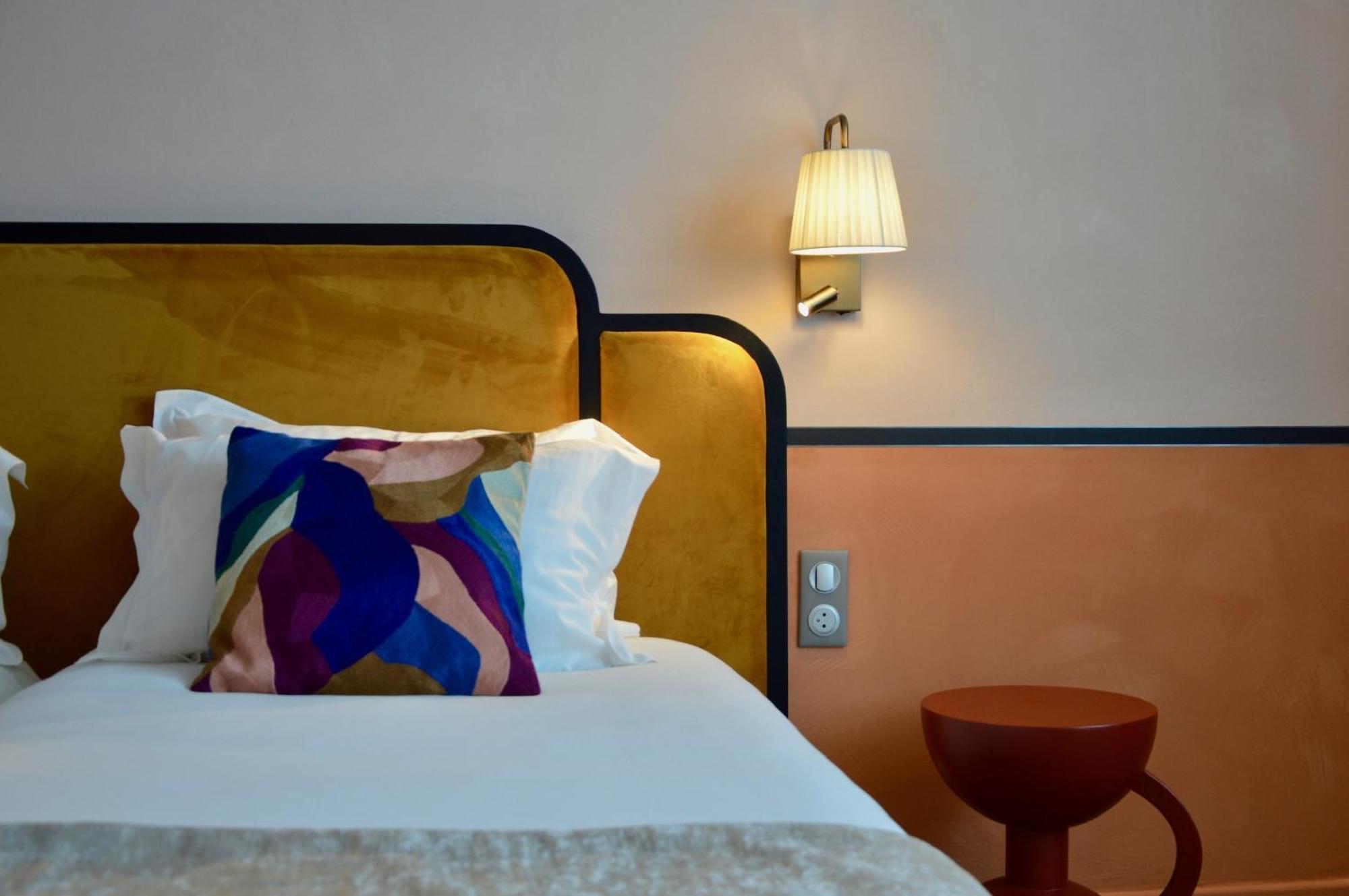 Best Western Sevan Parc Hotel Pertuis Exterior photo