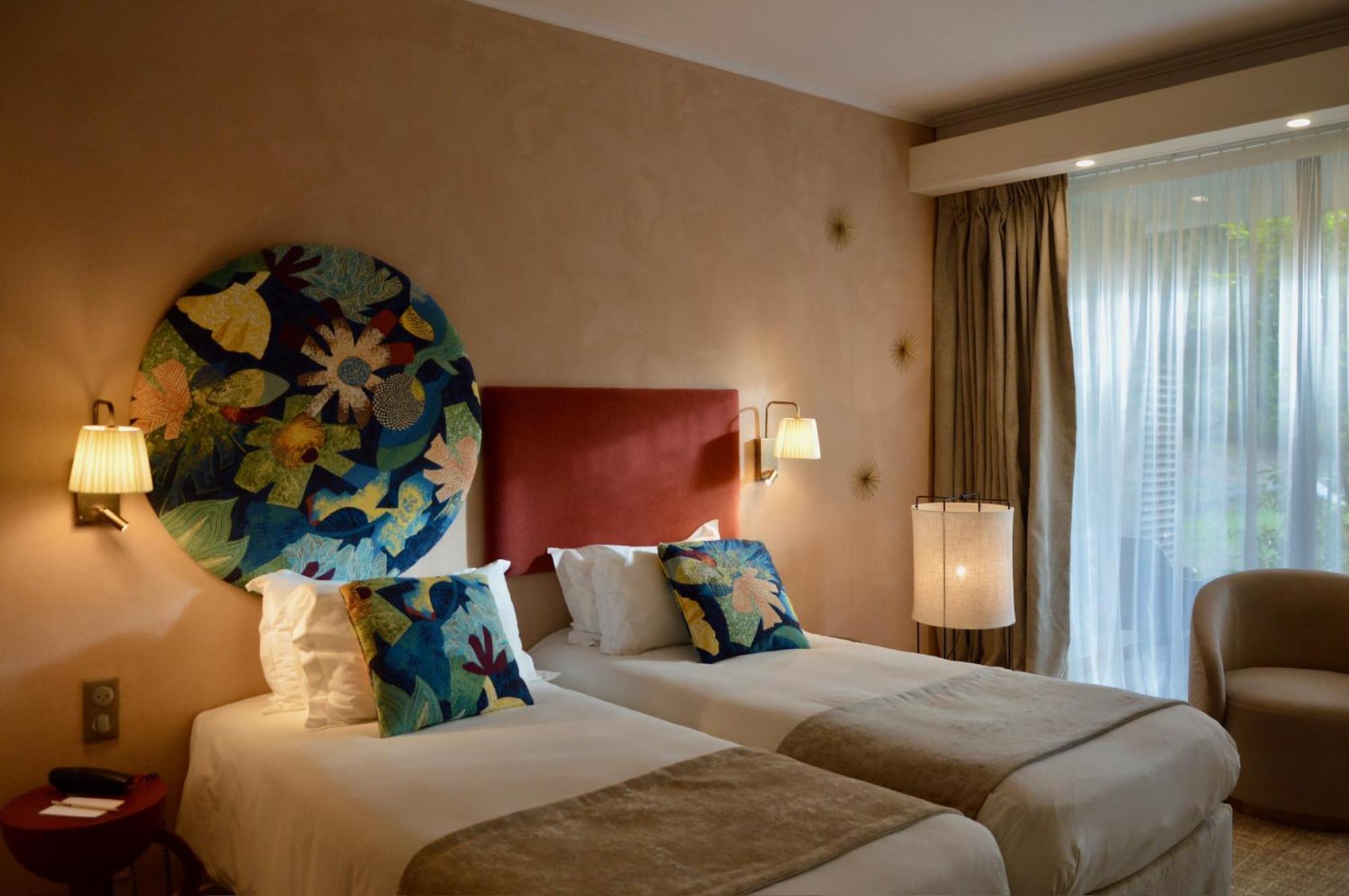 Best Western Sevan Parc Hotel Pertuis Exterior photo