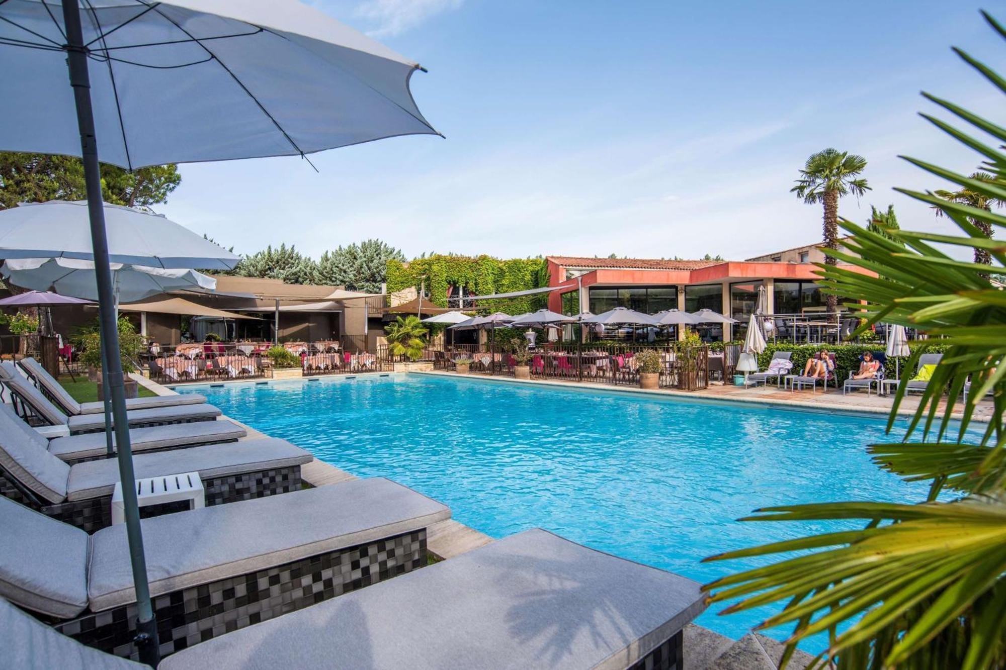 Best Western Sevan Parc Hotel Pertuis Exterior photo